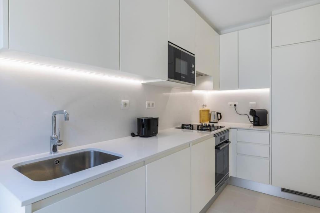 Campolide 2 Bedroom Delight By Innkeeper ลิสบอน ภายนอก รูปภาพ